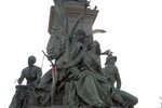 Zala György monumentális alkotása, a Szabadság-szobor allegorikus alakjai az első kötet megjelenése után, 2004-ben kerültek ismét köztérre | Fotó: Pataky Lehel Zsolt