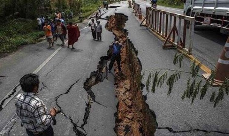 <em>Hír szerkesztése</em> Török Zsolt megúszta a nepáli földrengést és a lavinát