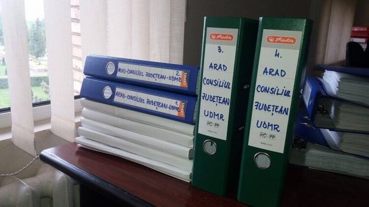 <em>Hír szerkesztése</em> Az RMDSZ benyújtotta az Arad megyei tanácsosjelöltek listáját