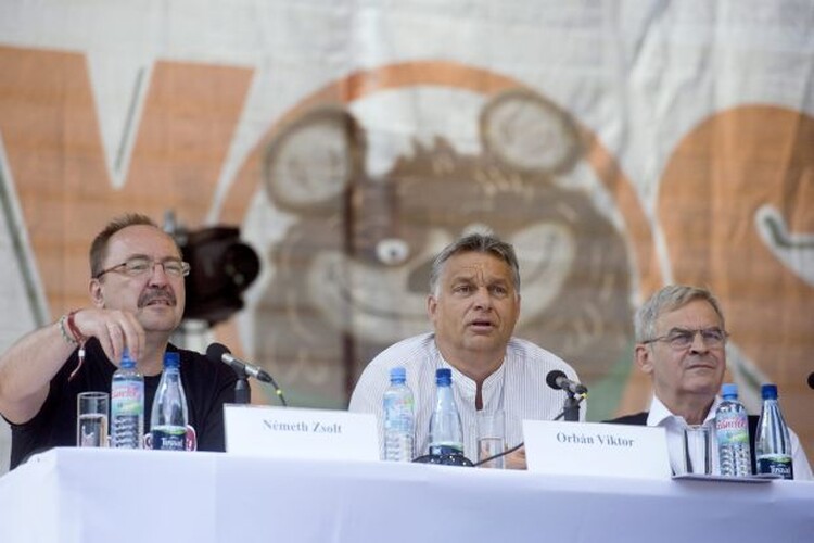 <em>Hír szerkesztése</em> Orbán és Tőkés fóruma zárta a Tusványost