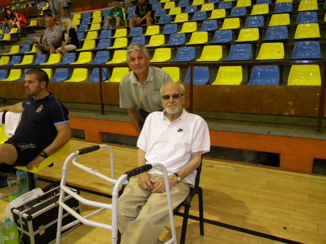 Killik László és Vadász Ernő régi barátokként köszöntötték egymást