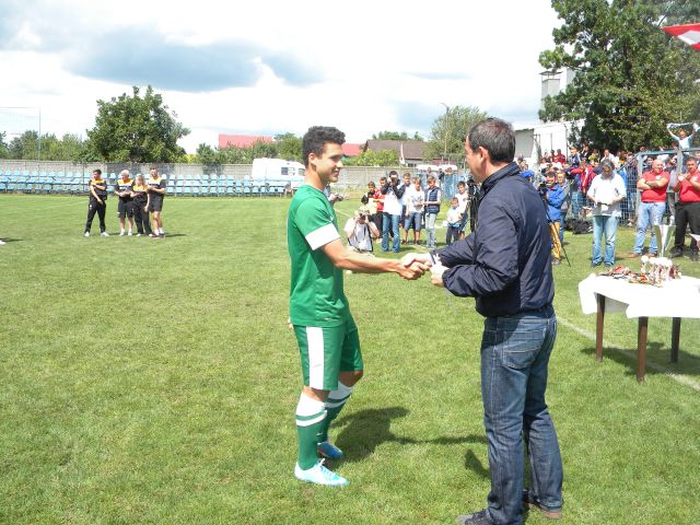 Dragóner Filip veszi át a gólkirályi kitüntetést