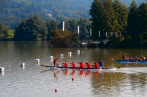 Elsőként futott be az aradi sárkányhajó-egység