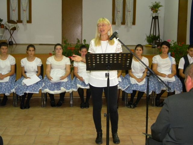 Vészits Andrea, Móra Ferenc dédunokája