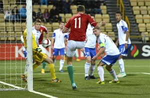 Szalai Ádám (háttal) gólja. Fotó: MTI