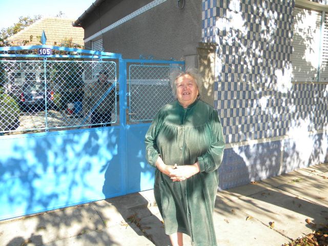 Barbara Costin szívesen mesélt Hellékről