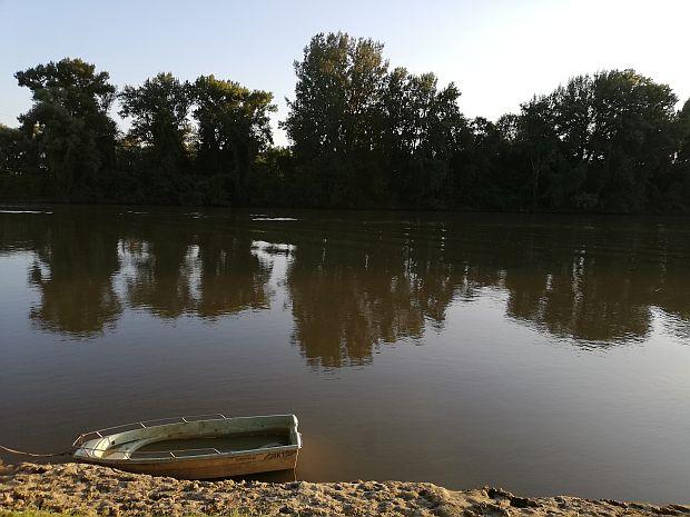 <em>Hír szerkesztése</em> A csónakbalesetben eltűnt egyik gyereket találták meg Makónál