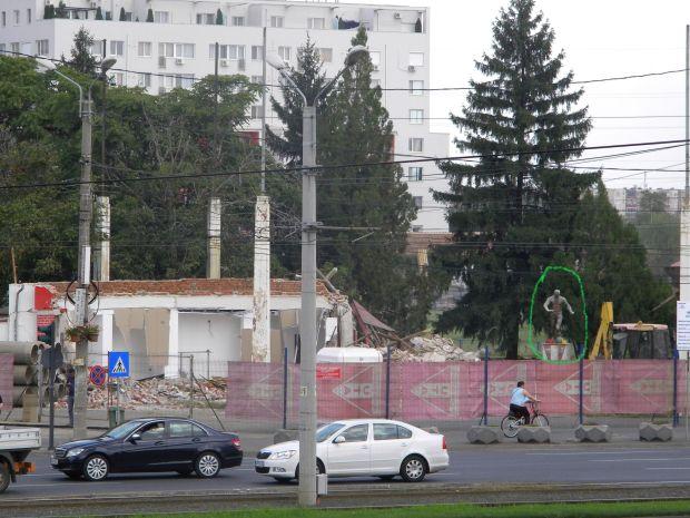 <em>Hír szerkesztése</em> Szurkolók találták meg az állítólagos Pecsovszky-szobrot