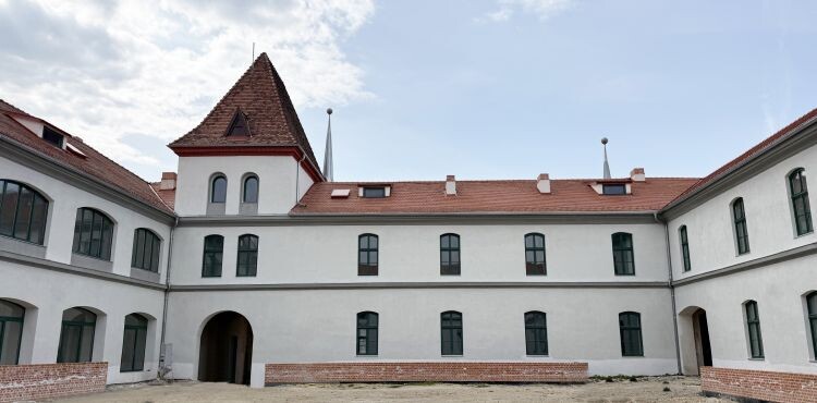 borosjenői vár