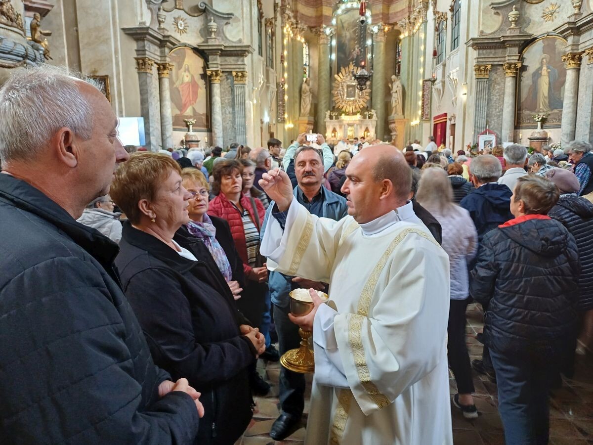 Magyarok Nagyasszonya