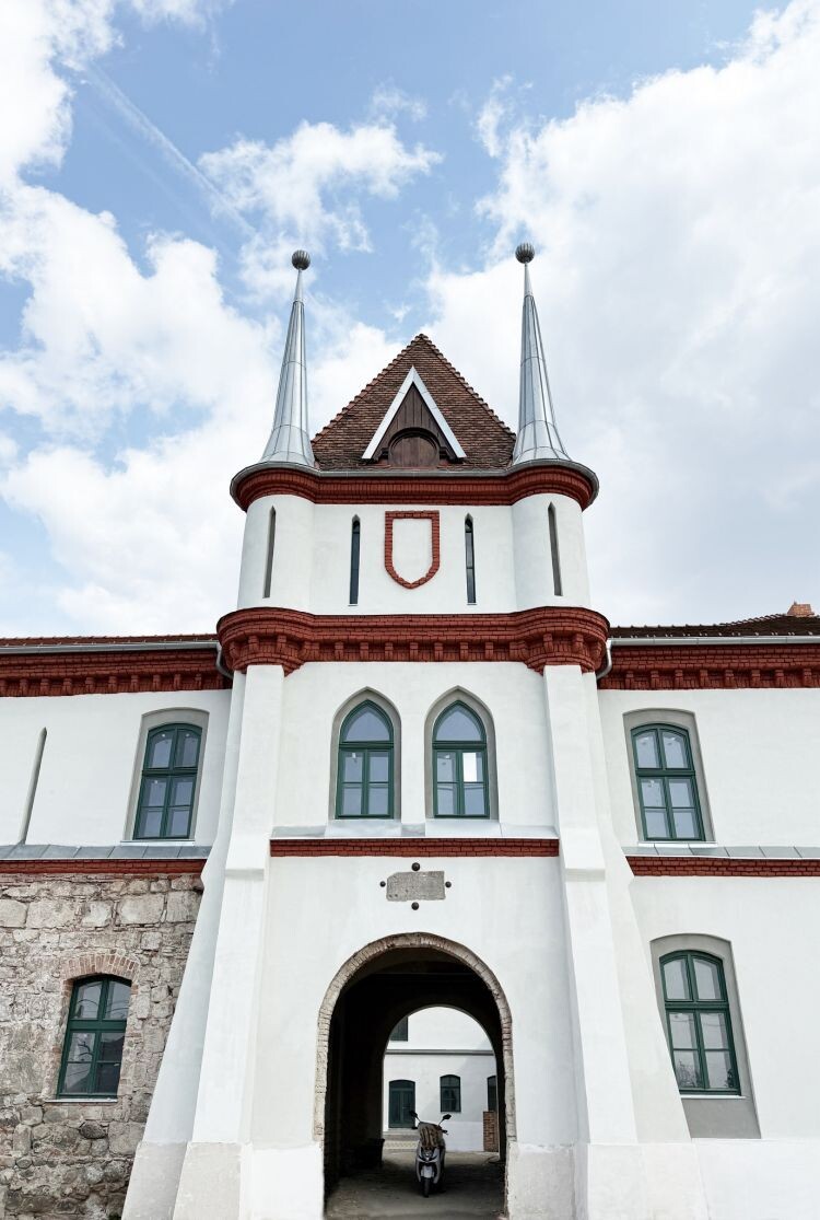 borosjenői vár