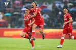 Amikor még volt ok az örömre: a két gólszerző, Keșerü és Postolachi egymás nyakában, mögöttük Anton | Fotó: uta-arad.ro