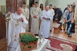 Király Árpád esperes-plébános áldotta meg a búzát | Fotó: Pataky Lehel Zsolt
