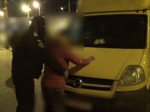 <em>Hír szerkesztése</em> Fokozta a fokozhatatlant: ittasan, jogsi nélkül vezette a lopott furgont