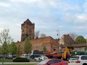 bontás