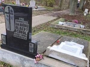 <em>Hír szerkesztése</em> Keresik a vadászi temetőrongálás tetteseit [AUDIO]