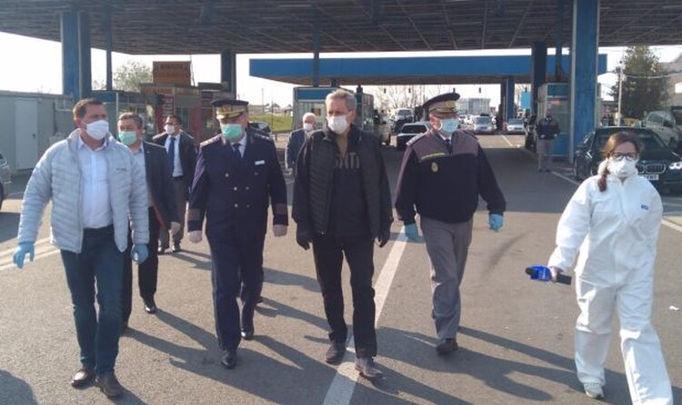 <em>Hír szerkesztése</em> A nagylaki határátkelőhelyen tájékozódott a belügyminiszter