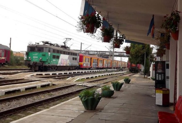 <em>Hír szerkesztése</em> Lefejezett a vonat egy fiatalembert Újaradon