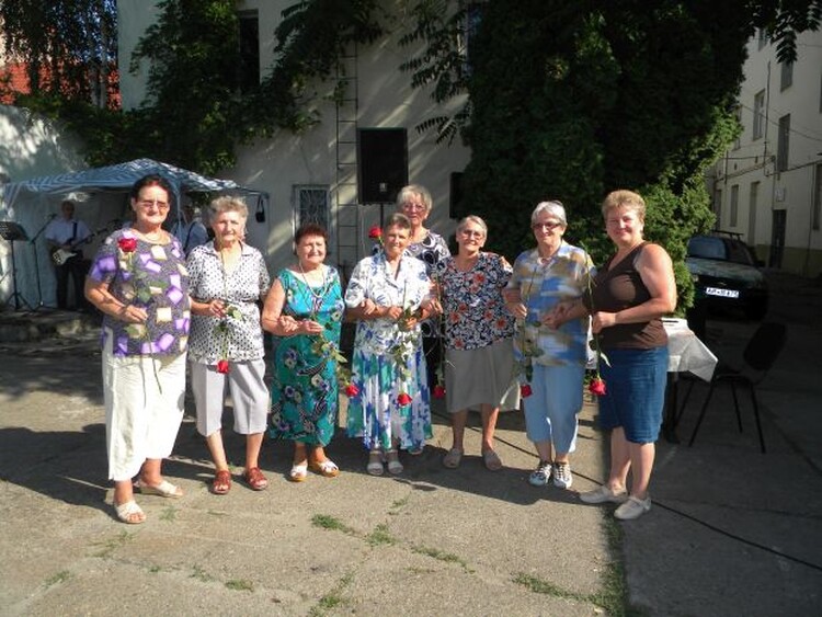 <em>Hír szerkesztése</em> Az Annákat köszöntik szombaton