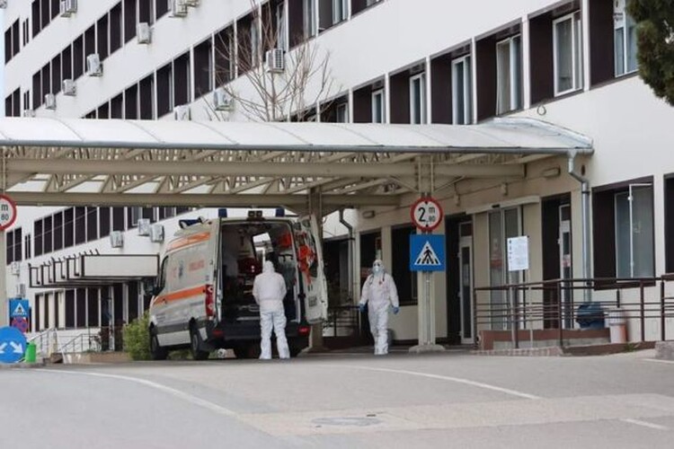 <em>Hír szerkesztése</em> Egyszerre nyolc aradi koronavírusos halálesetet jelentettek be