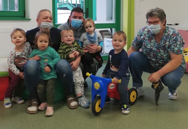 <em>Hír szerkesztése</em> Segítség a szülőknek az aradi magyar bölcsőde [AUDIO]