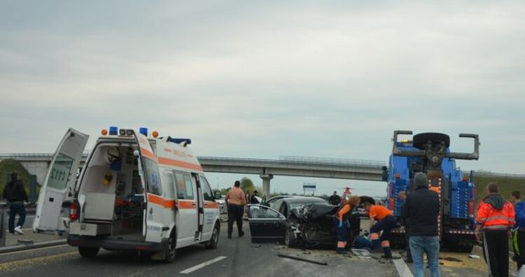 <em>Hír szerkesztése</em> Láncbaleset a Nagylak–Arad autópályaszakaszon