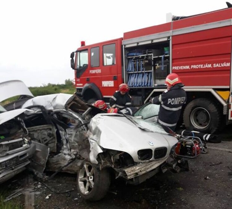 <em>Hír szerkesztése</em> Súlyos baleset Borosjenő közelében