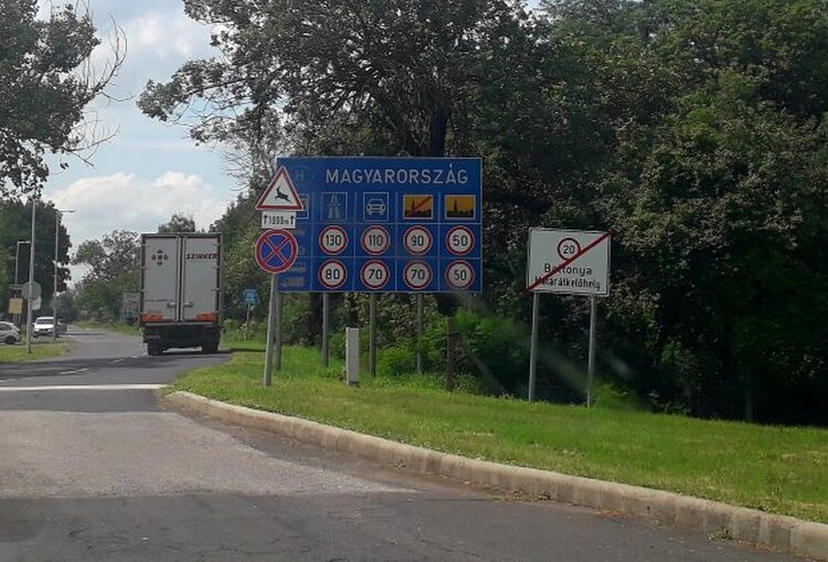 <em>Hír szerkesztése</em> Főkonzulátus: magyar okmányokkal is átutazhatunk Magyarországon