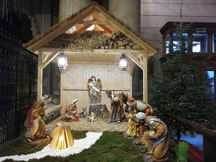 <em>Hír szerkesztése</em> Ünnepi miserendek karácsonykor