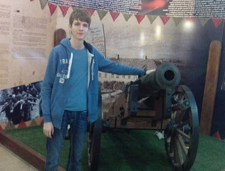 <em>Hír szerkesztése</em> Diákportré – Bíró Endre: „Otthon érzem magam az iskolában” [AUDIÓ]