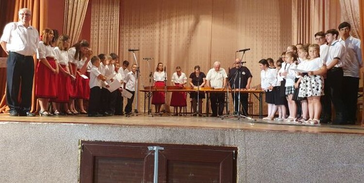 <em>Hír szerkesztése</em> Idén megtartották a kisiratosi citeratábort