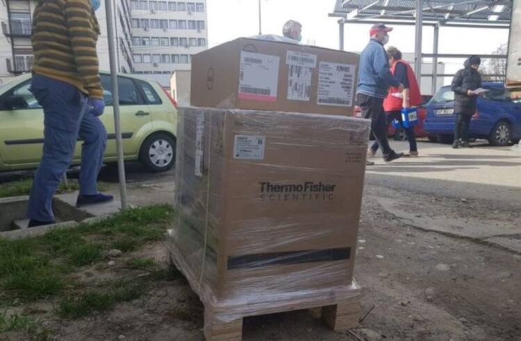 <em>Hír szerkesztése</em> Koronavírus-tesztgépet kapott Arad