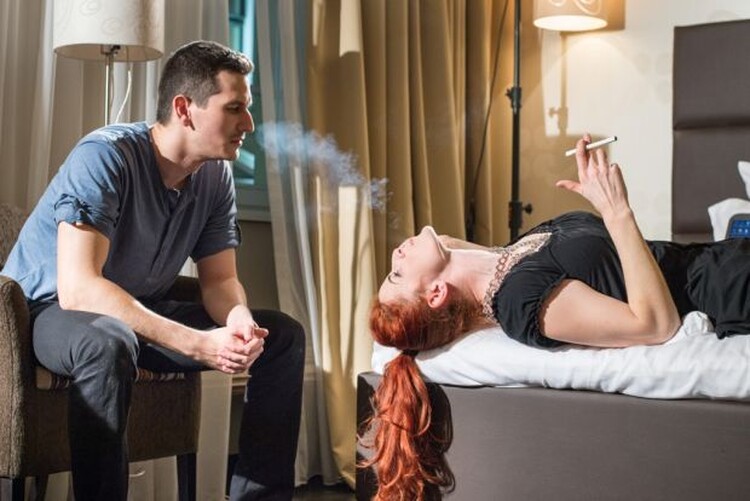 <em>Hír szerkesztése</em> Valami csajok – temesvári vendégjáték az aradi színházi fesztiválon