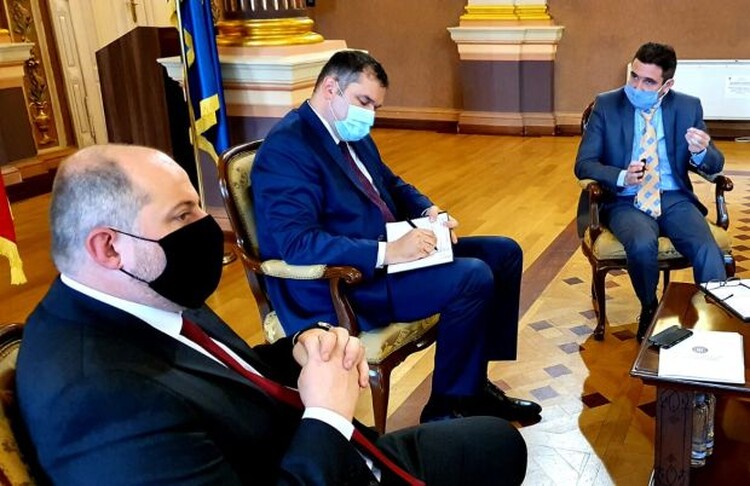 <em>Hír szerkesztése</em> Cseke Attila: az aradi fejlesztések közel egymilliárd lejre rúgnak