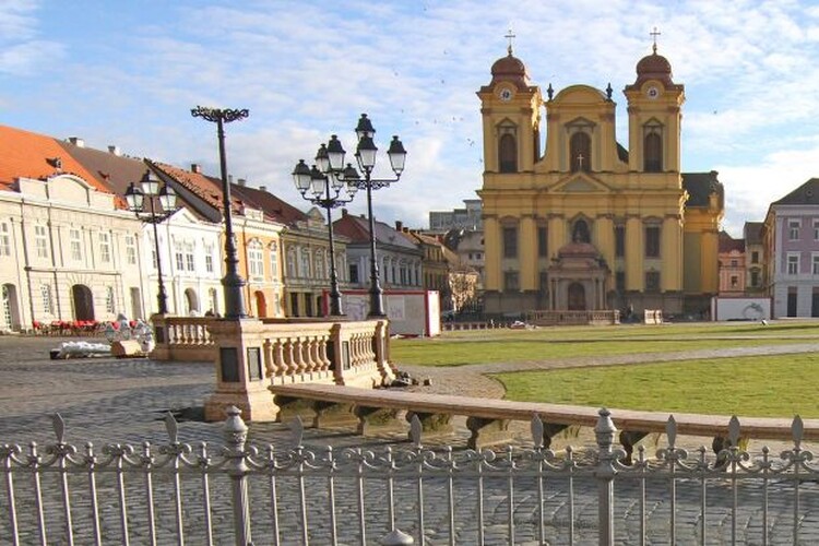 <em>Hír szerkesztése</em> Aradi diakónust szentelnek pappá a székesegyházban