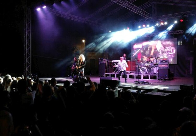 <em>Hír szerkesztése</em> Így mulat a magyar! [AUDIO]