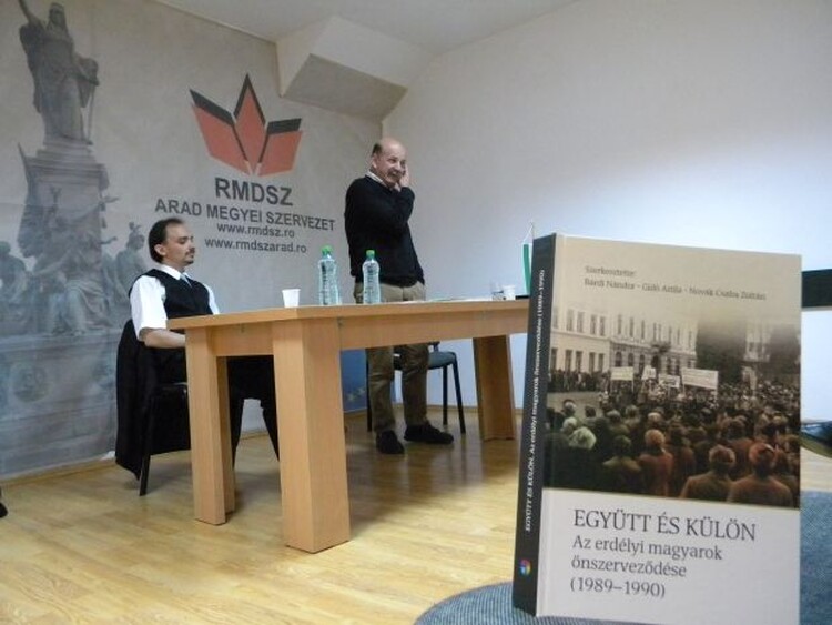 <em>Hír szerkesztése</em> „Az aradi magyarság ’89 utáni önszerveződése egyedülálló volt” [AUDIÓ]