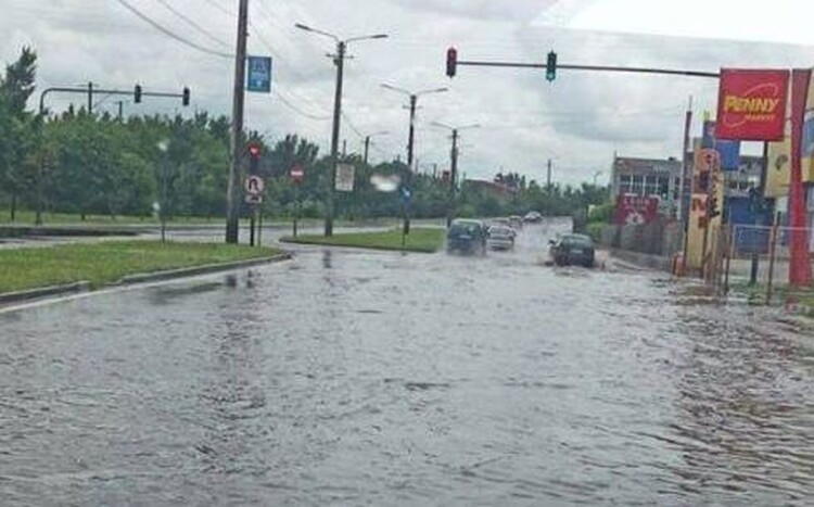 <em>Hír szerkesztése</em> Ismét fennakadást okozott az esővíz