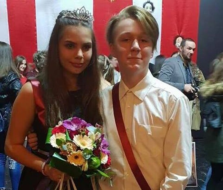 <em>Hír szerkesztése</em> Cirkuszi hangulat a Csiky gólyabálján [AUDIÓ]