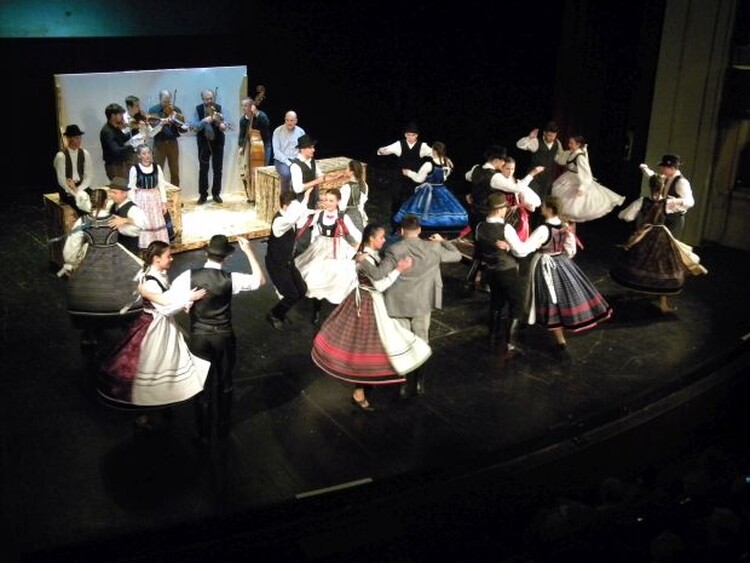 <em>Hír szerkesztése</em> Gyula-estet tartottak Aradon [AUDIÓ]