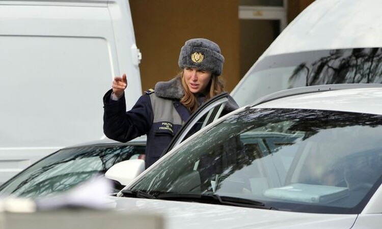 <em>Hír szerkesztése</em> Eltörölték a járványügyi beutazási adatlapot