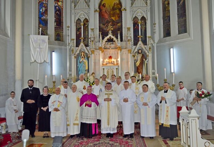 A paptestvérek is köszöntötték | Fotók: Sinka Pál