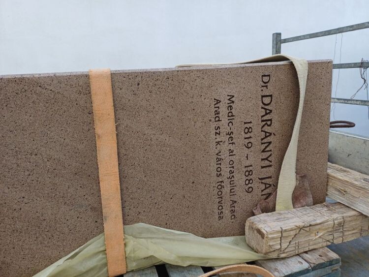 Darányi János-szobor