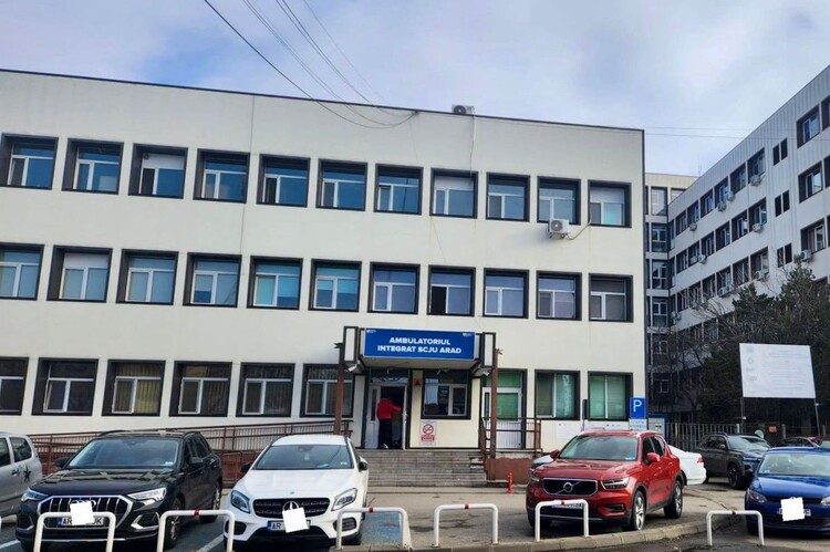 kórház
