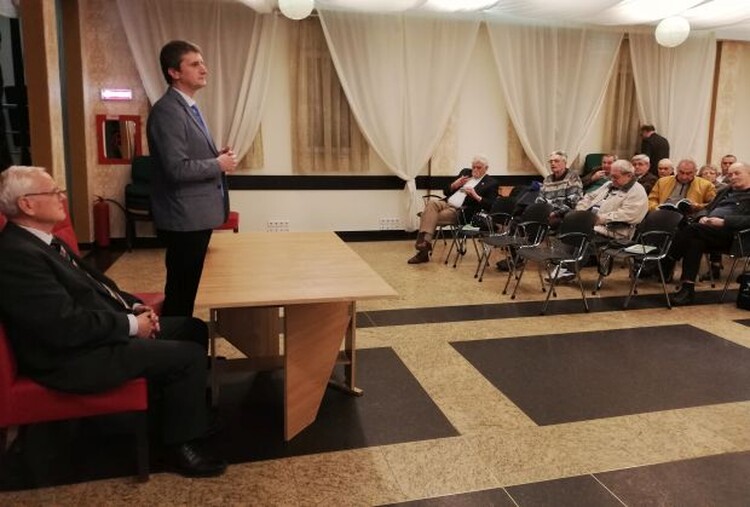 <em>Hír szerkesztése</em> Egy magyar szenátor a román parlamentben [AUDIÓ]