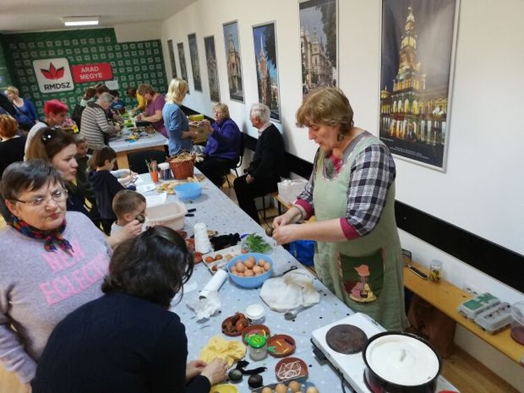 <em>Hír szerkesztése</em> Kézműves foglalkozásokkal hangolódtak Húsvétra [AUDIÓ]