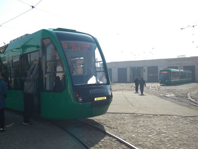 <em>Hír szerkesztése</em> Több mint kéttucat új villamost vásárol Arad