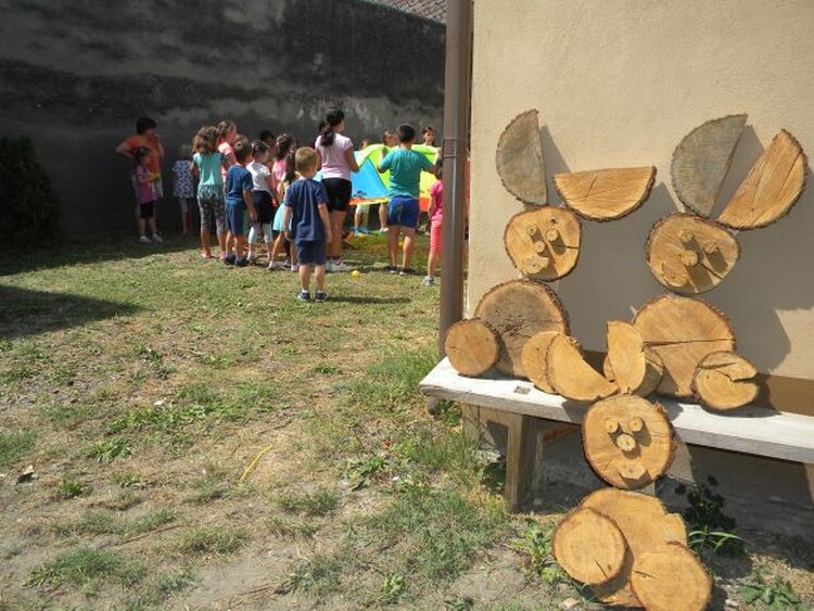 <em>Hír szerkesztése</em> Közösségépítő rendezvény a Pécskai Játszóház [AUDIÓ]