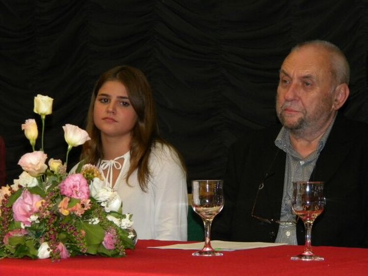 <em>Hír szerkesztése</em> Budapest után Aradon is bemutatták Juhász Béla könyvét [AUDIÓ]