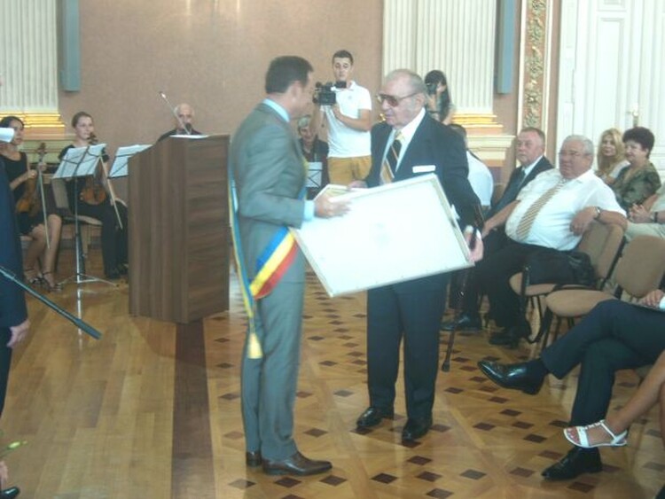 <em>Hír szerkesztése</em> „Tömegszervezetben nincs művészi munka” [AUDIÓ]